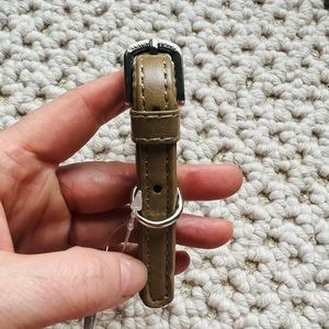NWT Martha Stewart Tan and Silver Leather Buckle Dog
Collar Size 14(neck 11-13”)